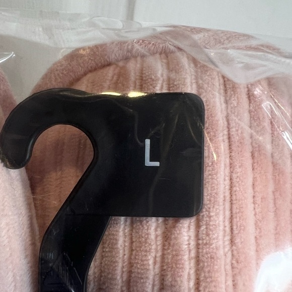 DULCET SLIPPERS. MEMORY FOAM FUZZY COLLAR - Picture 2 of 7